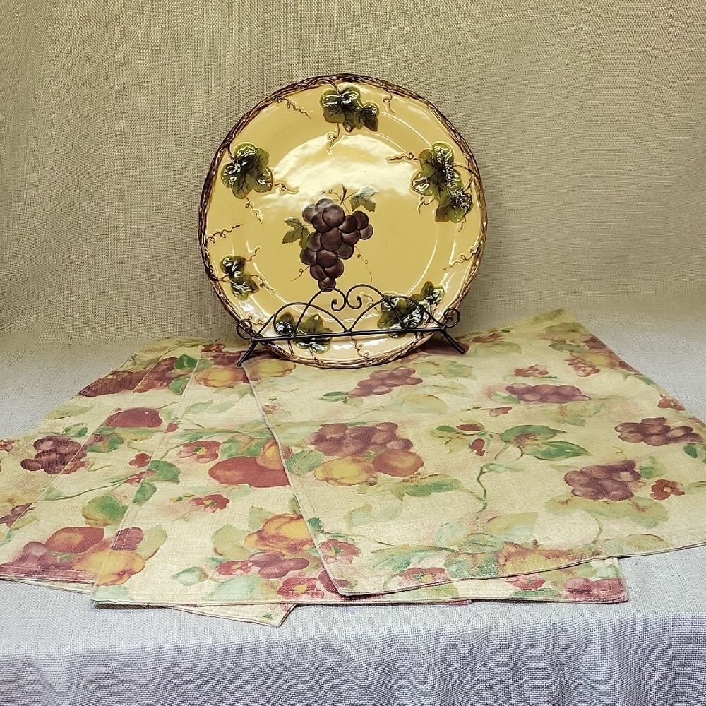 Pacific Rim Grape Plate Embossed Leaves Handpainted + 4 Cloth Placemats